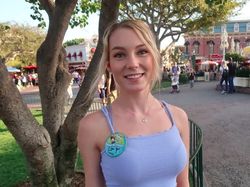 Lisa, Gamer Tenar yang Cinta Mati Pada Suami Korea