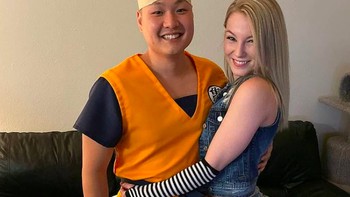 Namun Lisa selalu mencintai pasangannya sepenuhnya. Ia kerap membagikan pose mereka di Instagram.  Sungguh mengherankan banyak orang yang masih demikian rasis, tulisnya dulu ketika masih menjadi korban bully. Foto: Instagram