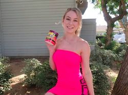 Lisa, Gamer Tenar yang Cinta Mati Pada Suami Korea