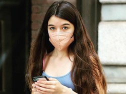 10 Transformasi Suri Cruise, Cantiknya Putri Tom Cruise Beranjak Dewasa