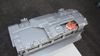 Di sisi lain, Toyota menyebut All-new Aqua merupakan kendaraan pertama di dunia yang menggunakan baterai nikel-hidrogen bipolar output tinggi sebagai baterai penggerak listrik. Dibandingkan dengan baterai nikel-hidrogen, kini respon lebih baik, serta mendapatkan akselerasi yang lebih mulus sedari kecepatan rendah. Foto: Toyota