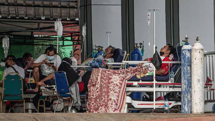 Varian Delta Muncul di Papua, Wacana Lockdown Mengudara Kasus COVID-19 varian Delta ditemukan di Papua. Pemprov Papua pun berencana melakukan lockdown pada Agustus mendatang guna tekan kasus COVID-19 di sana.