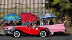 Aksi Mobil Low Rider Mengaspal di Jalanan Los Angeles
