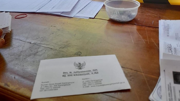 Amplop bansos Karanganyar bertulis nama istri bupati