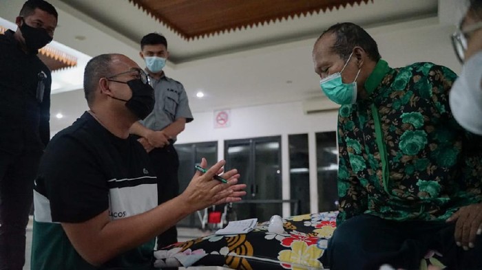 Andre Rosiade Bantu Ujang