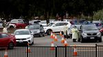 Antrean Tes COVID-19 Drive Thru di Adelaide Mengular