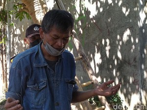 Bahagia Mang Iyad Usai Uang Kurban Digerogoti Rayap Diganti Polisi