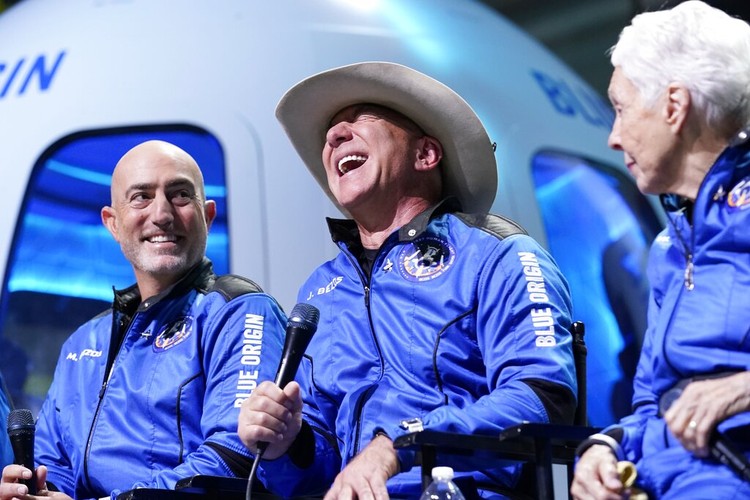 Blue Origin Jeff Bezos Blue Origin Jeff Bezos