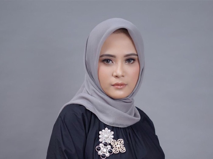 Foto desainer Restu Anggraini.