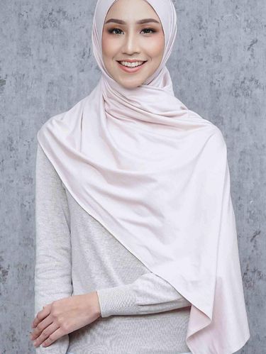 Foto produk hijab antimicrobial dari Restu Anggraini Official.