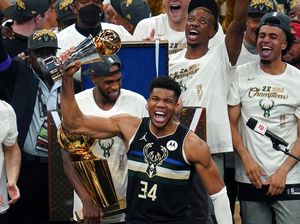 Giannis Antetokounmpo MVP Final NBA 2021