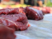 Bagaimana Ketentuan Pembagian Daging Kurban untuk yang Melaksanakannya?