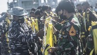 Latihan tersebut bertujuan mempersiapkan taruna untuk melakukan parade roll yakni penghormatan ketika KRI bersandar atau bertolak di setiap wilayah yang dikunjungi.