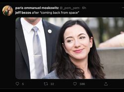 Roket Jeff Bezos Ditertawakan Mirip Kemaluan