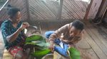 Foto Kuliner Unik dari Papua: Papeda Bungkus
