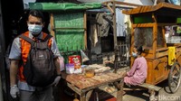 Penyaluran disalurkan secara door to door di tengah kebijakan PPKM darurat.