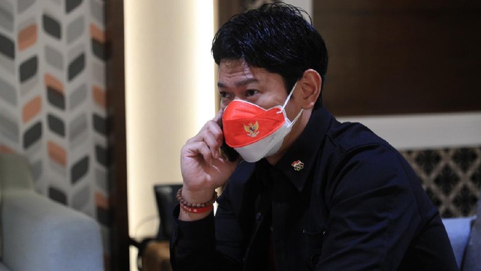 Ketua KOI, Raja Sapta Oktohari.