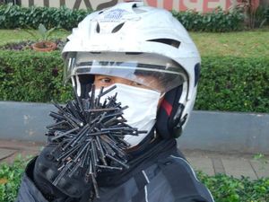 Siapa Sih yang Tebar Ranjau Paku di Jalanan Jakarta?