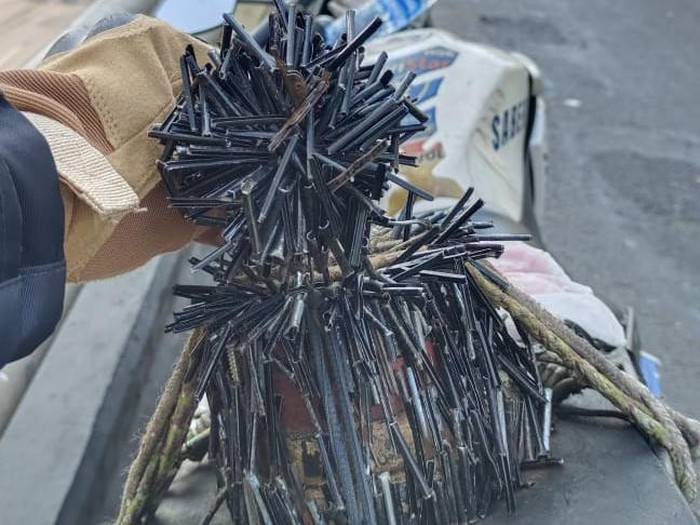 Ranjau Paku Mengintai Pengendara Jakarta Saat PPKM Darurat