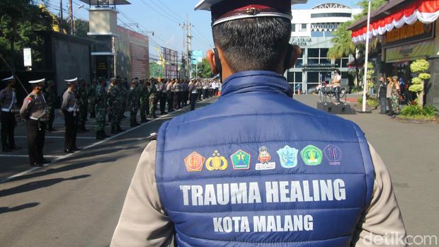 Satgas trauma healing