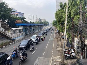 Lalin Lancar di Titik Penyekatan Mampang Jaksel Pagi Ini