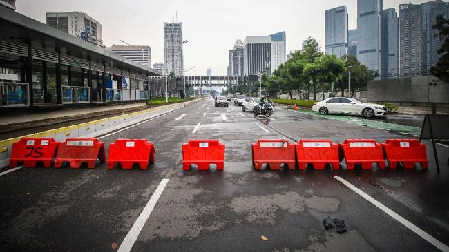 PPKM Level 4 Berlaku, Ini Syarat Perjalanan Pakai Mobil Pribadi