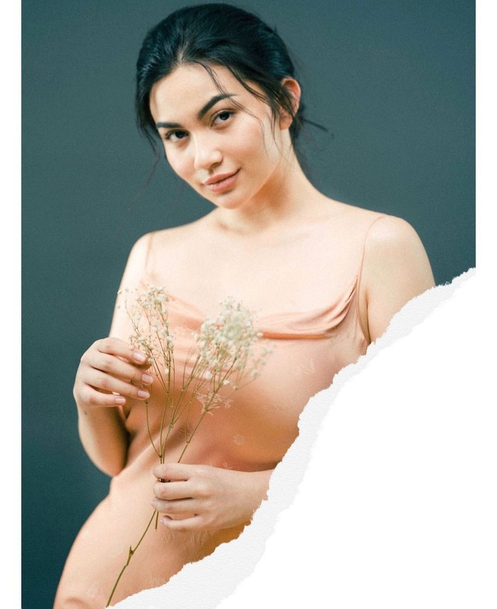 Yuk! Intip Pesona Seksi Ariel Tatum Saat Kulineran Yuk! Intip Pesona Seksi Ariel Tatum Saat Kulineran
