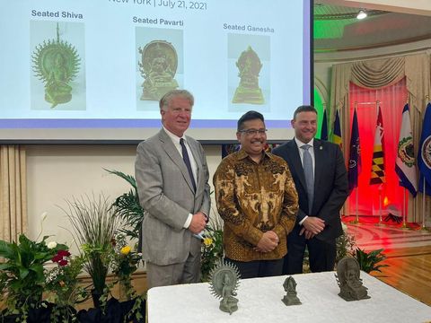 3 Artefak Obyek Cagar Budaya yang Diselundupkan ke Amerika Dikembalikan ke Indonesia pada 21 Juli 2021 melalui KJRI New York