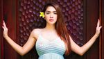 Pose Seksi Angel Karamoy Disebut Penambah Imun!