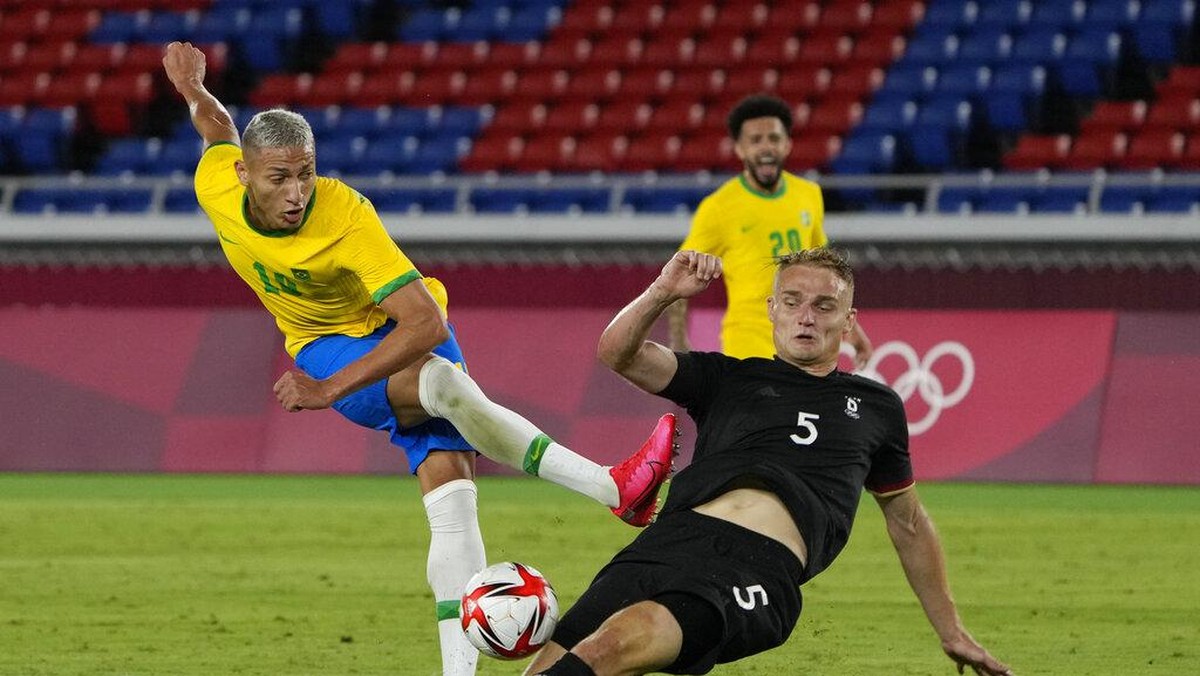 Richarlison hat-trick, Brasil sikat Jerman 4-2 di Olimpiade Tokyo 2020 (AP/Kiichiro Sato)