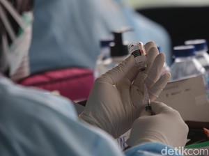 Kemenkes Rencanakan Pemberian Vaksin Ketiga untuk Masyarakat Umum Tahun Depan