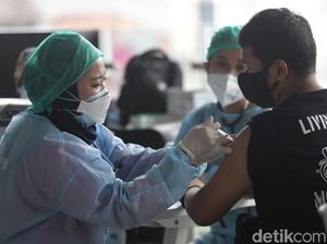Kemenkes Akui Ada Penurunan Progres Vaksinasi COVID-19 di Bulan Juli