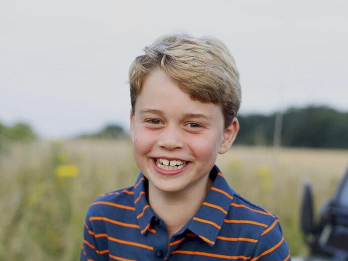 Foto Pangeran George Ultah ke-8 This July 2021 photo issued by Kensington Palace on Wednesday July 21, 2021, shows Prince George whose eighth birthday is on Thursday July 22, 2021, in Norfolk, England. (The Duchess of Cambridge/Kensington Palace via AP)