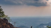 Kota Jogja dari atas perbukitan antul