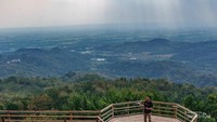 Kota Jogja di bawah teriknya matahari