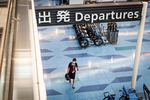 Bandara Haneda mendapat predikat bintang 5 soal protokol kesehatan jelang Olimpiade Tokyo 2020. Seperti apa penerapan protokol kesehatan di bandara ini?
