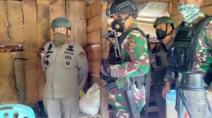 Kapolda Sulteng ikut mencari 6 DPO teroris MIT Poso (Foto: dok Satgas Operasi Madago Raya)