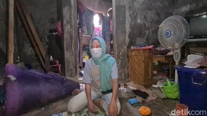 Melihat kediaman terdakwa vonis mati kasus bola sabu di Sukabumi
