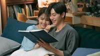 Tidak jarang Park Jae Eon juga bikin Yu Na Bi merasa berdebar setiap kali dekat. (Foto: dok. Instagram @jtbcdrama) 