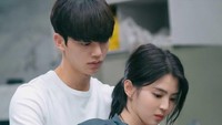 Park Jae Eon adalah sosok playboy atau bahasa kekiniannya f**k boy. Dia berhasil bikin Yu Na Bi terbawa perasaan alias baper. (Foto: dok. Instagram @jtbcdrama) 
