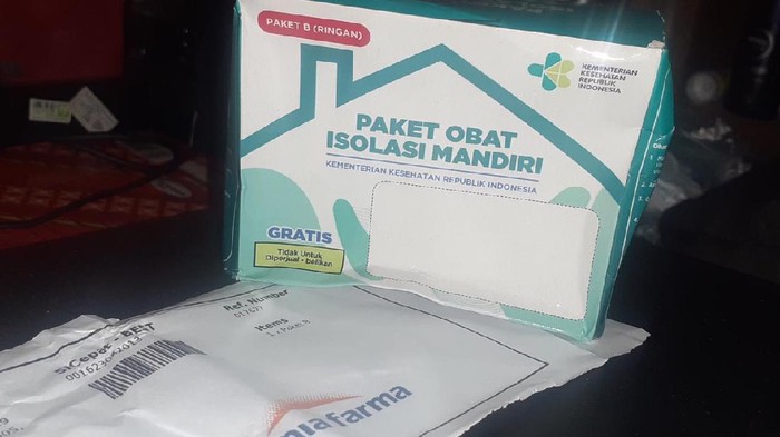 Paket obat gratis Paket obat gratis buat isoman COVID-19