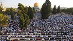 Pantai Israel Diserbu Warga Palestina Saat Libur Idul Adha