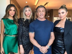 10 Potret 3 Putri Sylvester Stallone yang Makin Cantik