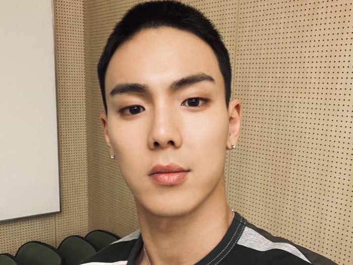 Shownu MONSTA X