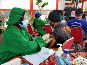 900 Warga Binaan Lapas Banyuwangi Vaksinasi COVID-19