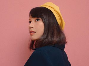 Cek di Sini! Fakta dan Simbol di Video Klip Oh Sunny Days Vira Talisa