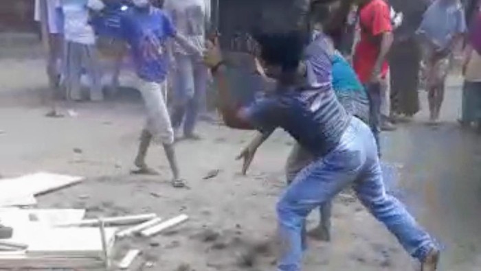 viral warga di situbondo rusak peti jenazah covid-19