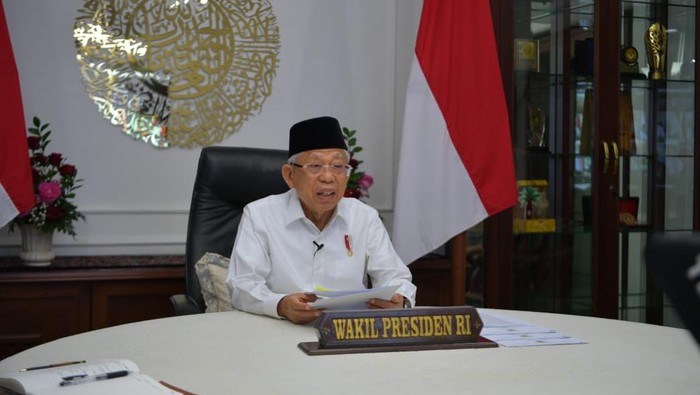 Wapres Maruf Amien saat memberikan arahan ke seluruh kepala pemerintahan di Jawa Barat terkait PPKM