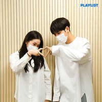 Yeri Red Velvet sendiri memulai debut aktingnya tahun ini lewat drama Korea Mint Condition. Sementara Hongseok PENTAGON baru-baru ini membintangi drama Korea Move to Heaven. Foto: dok PLAYLIST