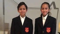 Max Muniz and Emme Maribel Muniz - Rp 2,8 triliun Kembar Marc Anthony (penyanyi) dan Jenifer Lopez (aktris/penyanyi) bernilai sekitar US$ 200 juta sekitar Rp 2,8 triliun. Kekayaan bersih ayah mereka adalah US$ 80 juta, sedangkan ibu mereka memiliki US$ 400 juta. Kedua orang tuanya memutuskan berpisah di tahun ke tujuh pernikahan. Instagram/@jlostwins   